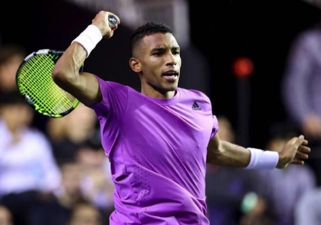 范黑克以其 范黑克以其